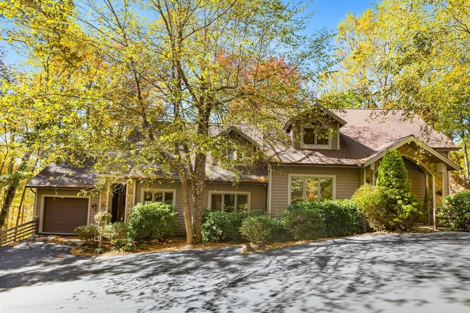 Casa Bella House in Brushy Fork