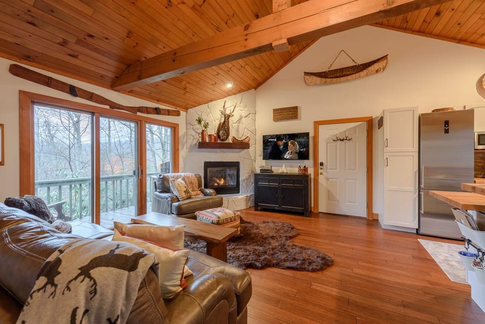 Chippewa Cottage House in Watauga
