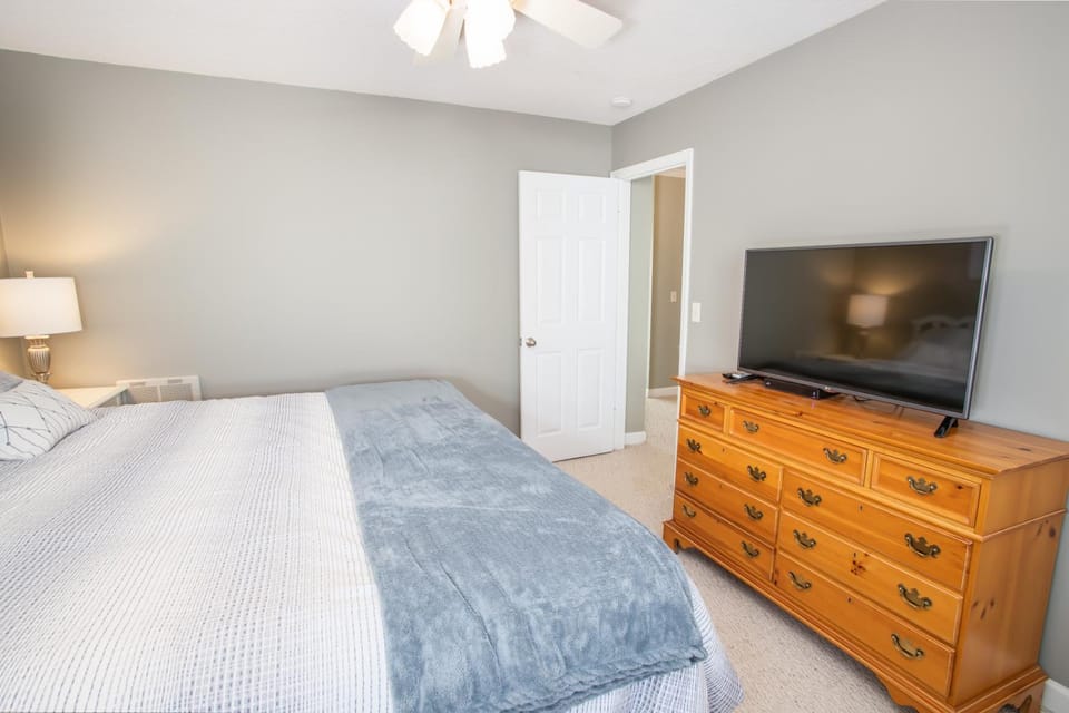 Condo at Pinnacle Inn Resort House in Beech Mountain