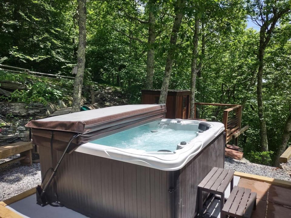 Deerwood Retreat House in Seven Devils