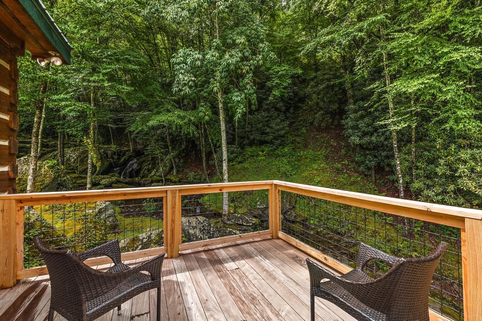 Eagle Ridge Falls House in Watauga