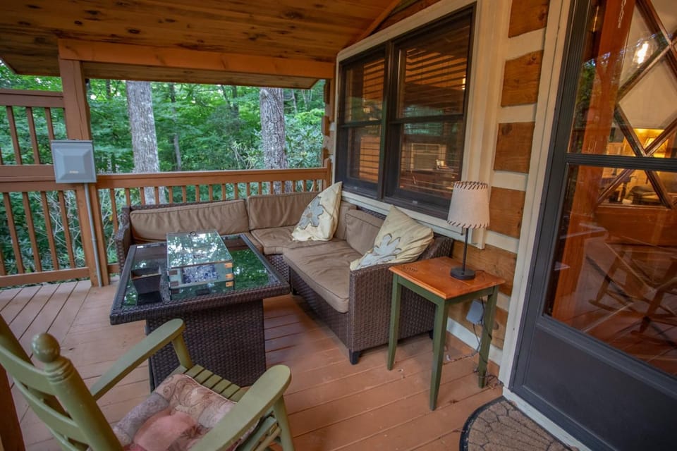Have No Regrets House in Watauga