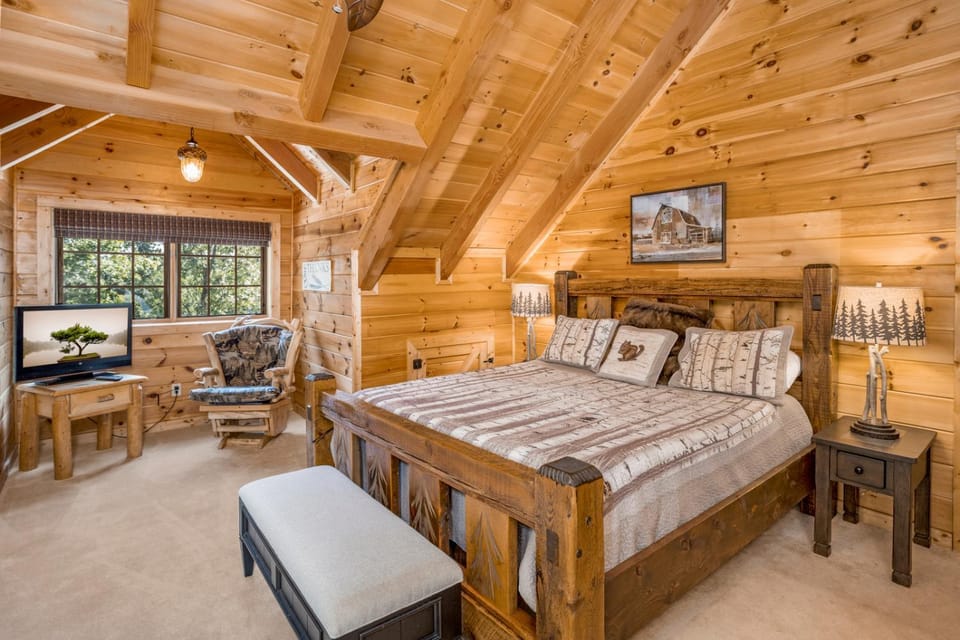 Lake Haven Lodge House in North Carolina