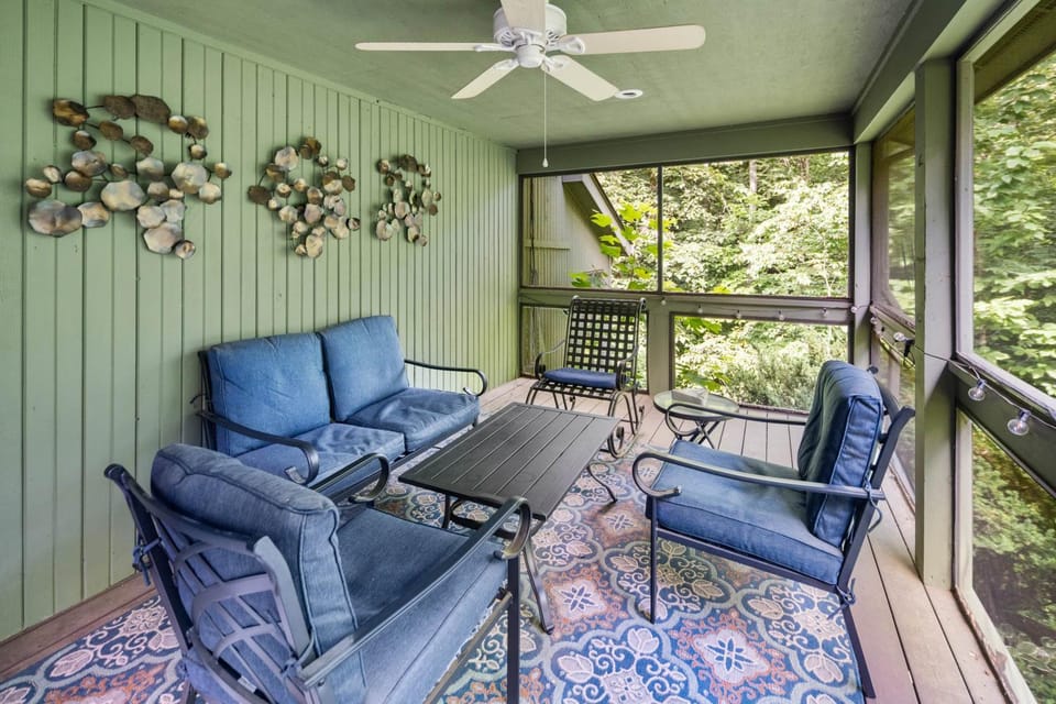 Moss End House in Brushy Fork
