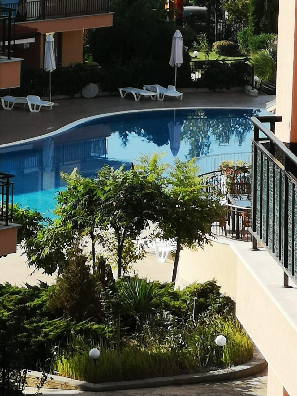 Pool view, Swimming pool
