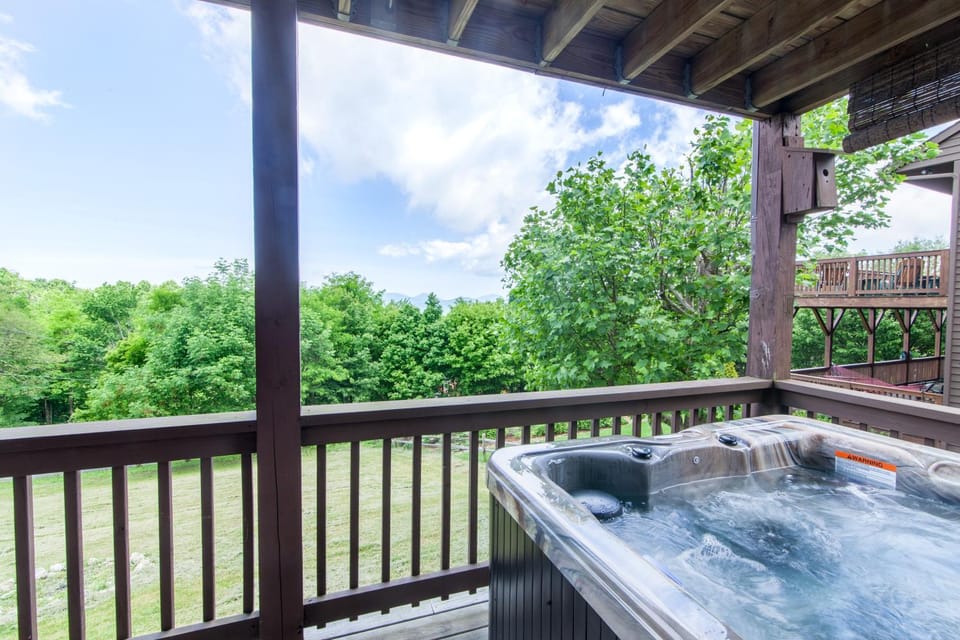 Top Of The Rock House in Watauga