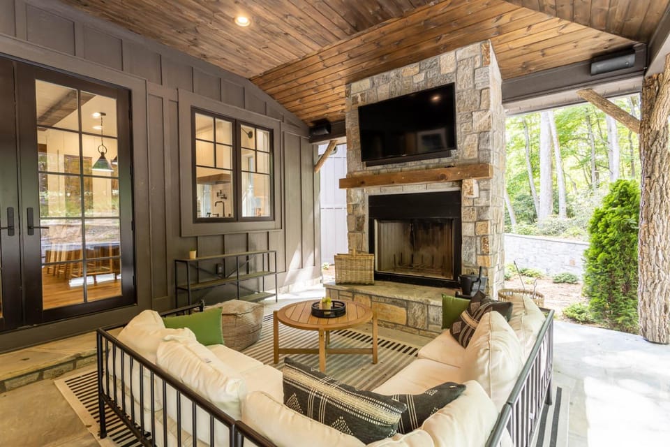Trouvaille House in Watauga