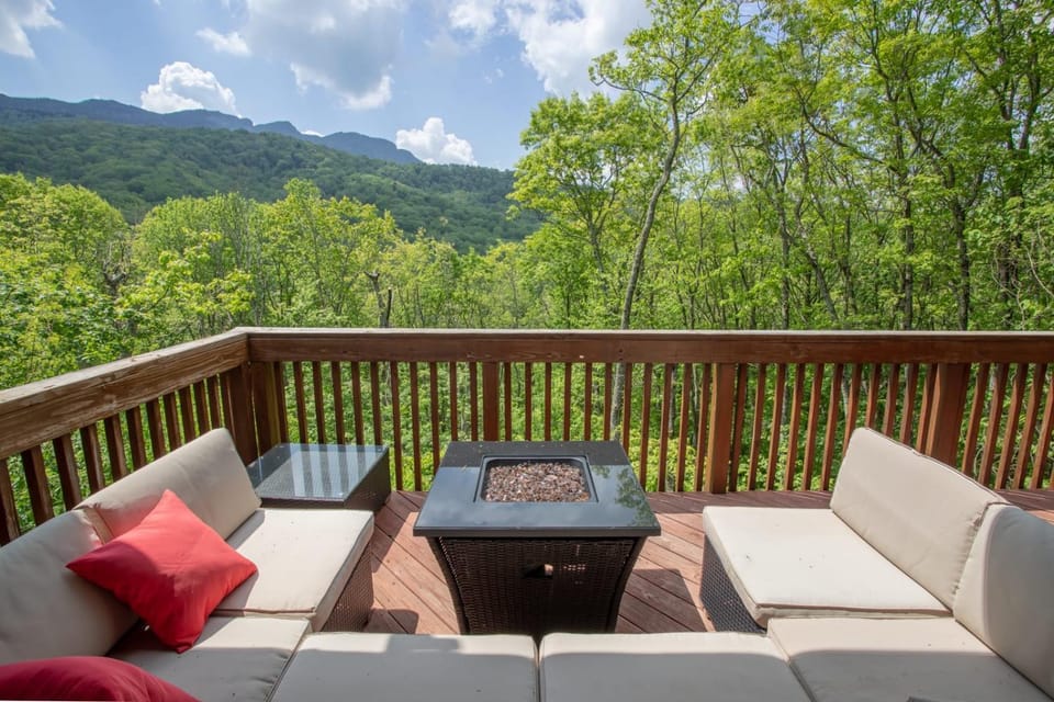 Villa Costalotta House in Sugar Mountain