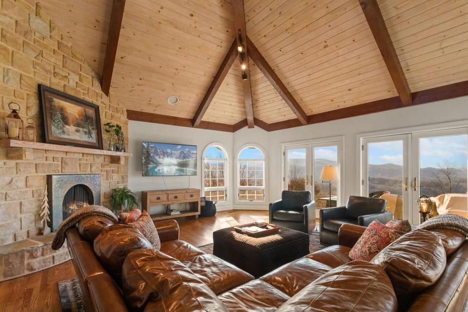 Westmount House in Brushy Fork