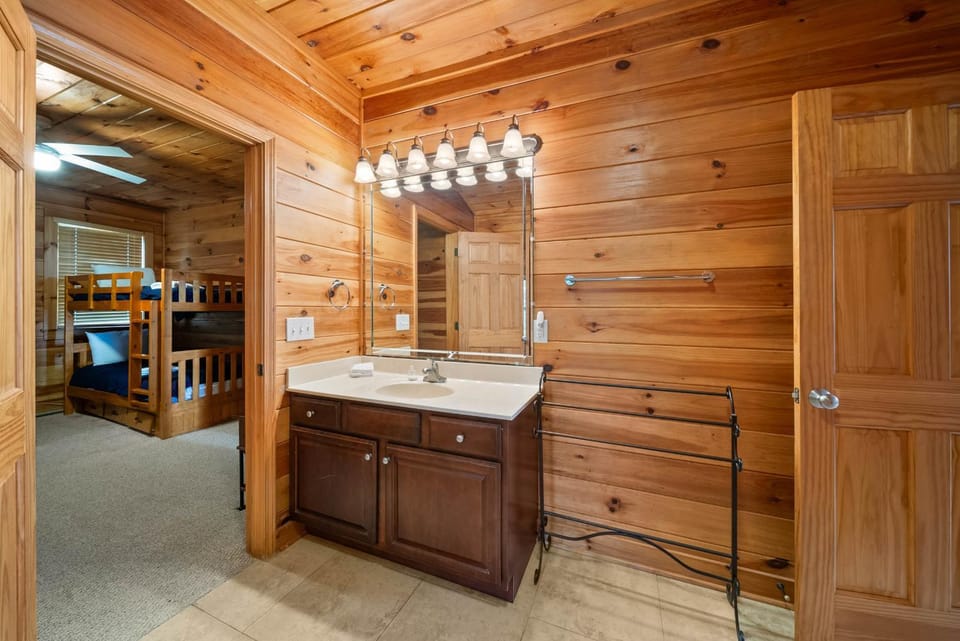 Willow Valley View House in Brushy Fork