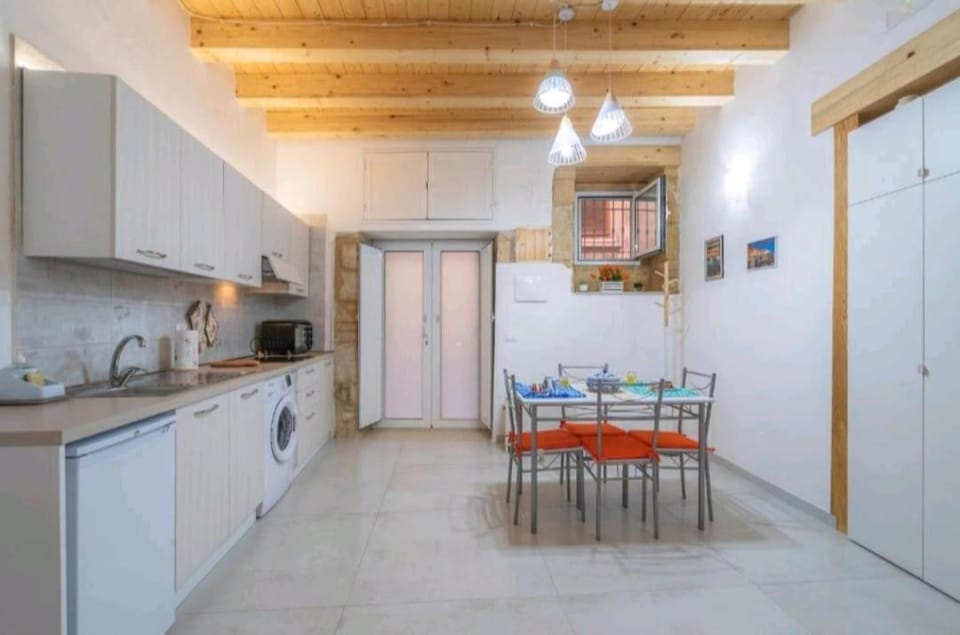 LA CASA DEI CANDELAI Apartment in Syracuse