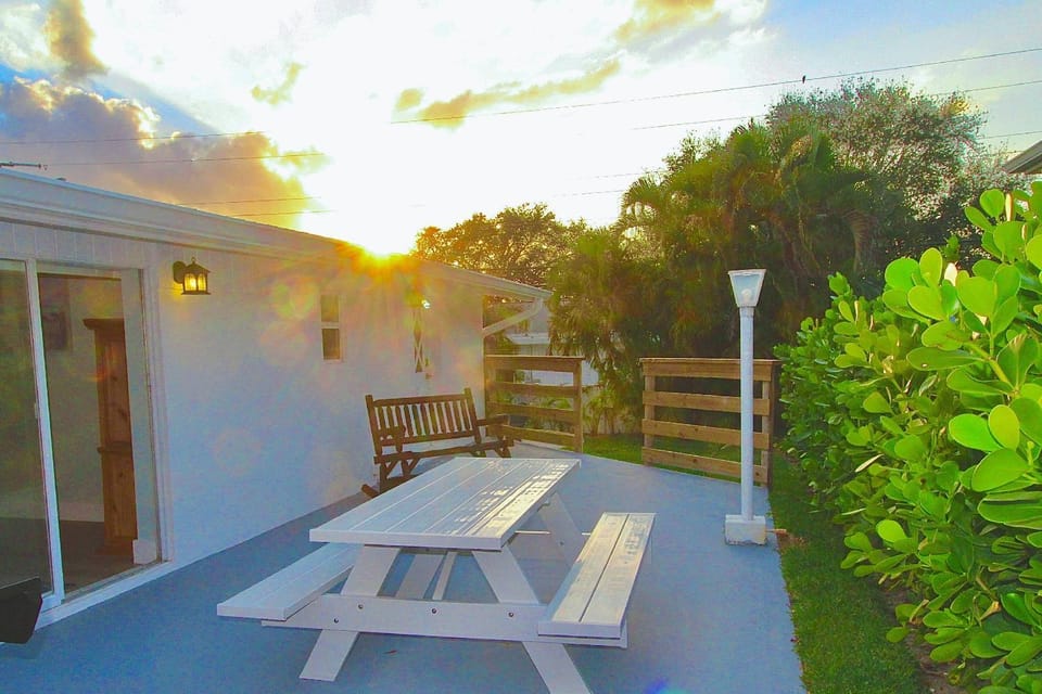 Manatee House House in Jensen Beach