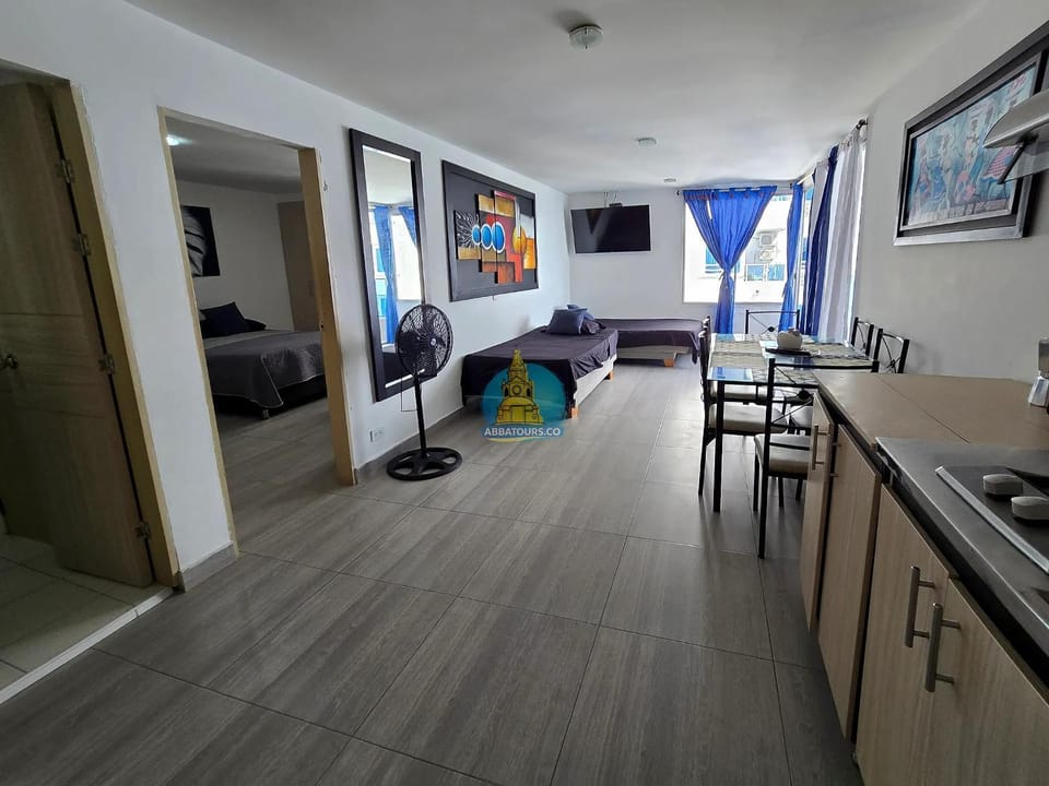 Bed, Kitchen or kitchenette, Living room, Photo of the whole room, Dining area