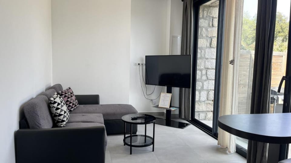N2 Maison T2 climatisé Apartment in Ajaccio