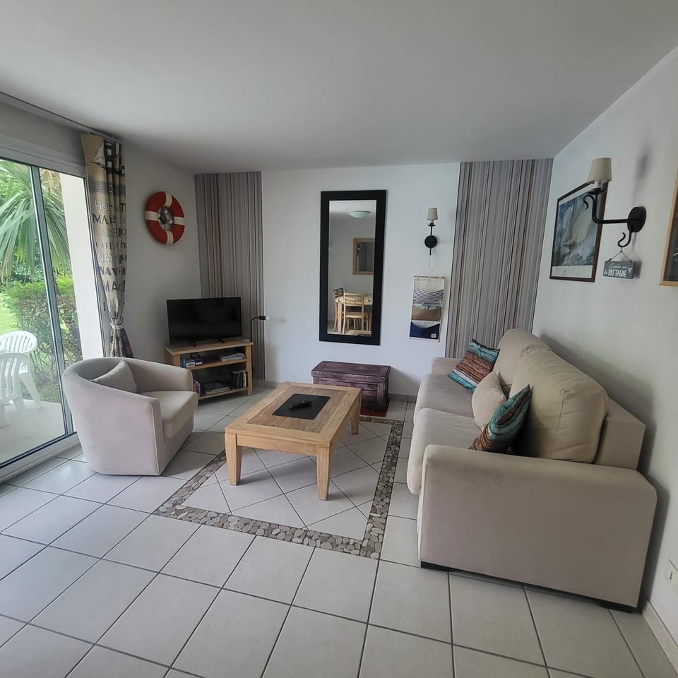 "L'es-cale" T2 avec accès piscine, plages et commerces à pied! Apartment in Fouesnant