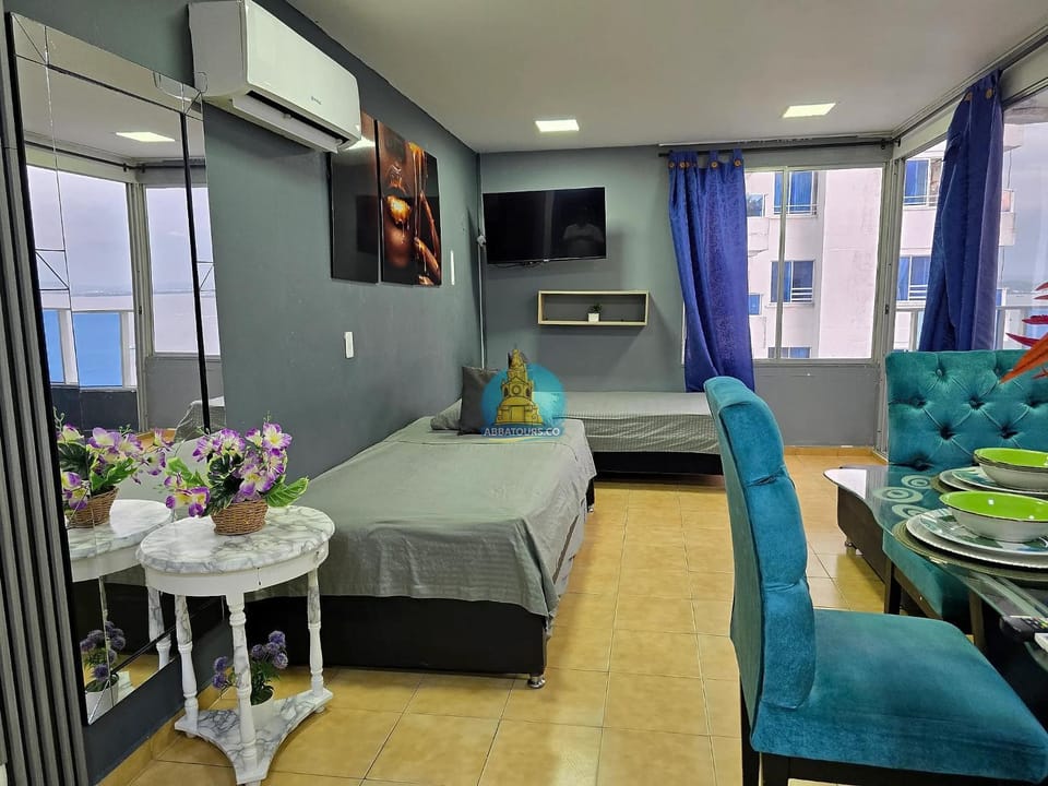 Communal lounge/ TV room, TV and multimedia, Living room