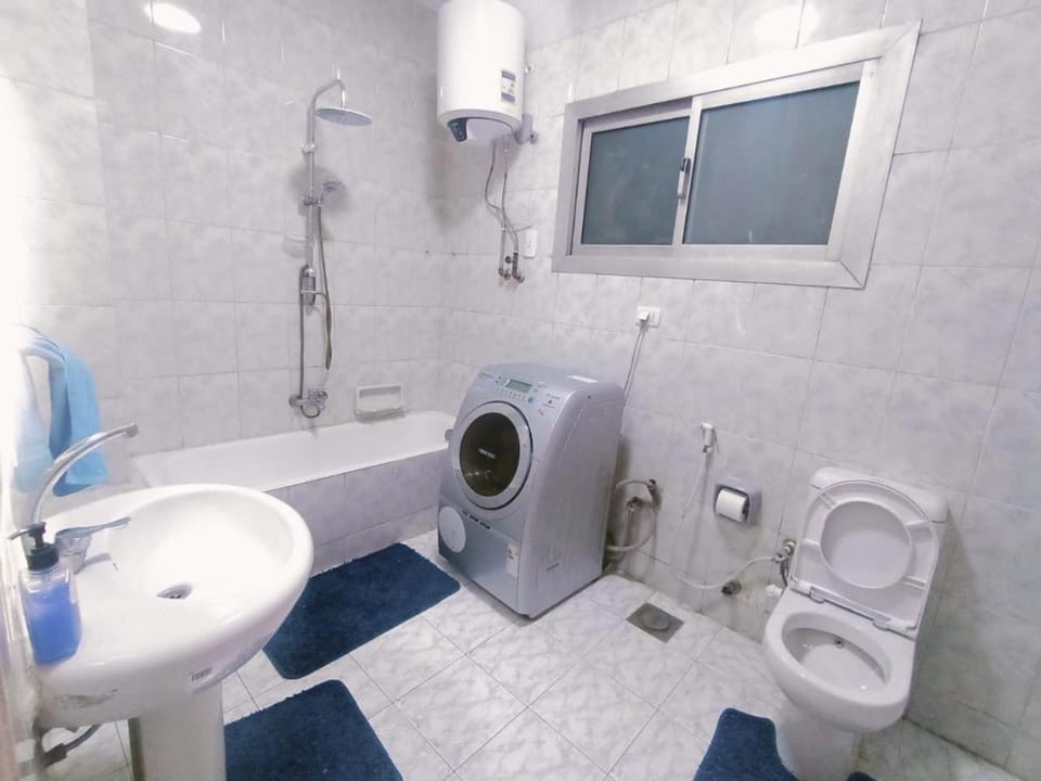 Shower, Toilet, Bathroom, washing machine
