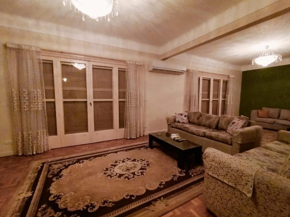 Living room, Seating area, air conditioner