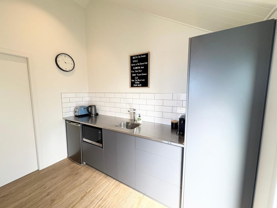 The Quarters Unit 2 - Lake Tekapo Apartment in Lake Tekapo