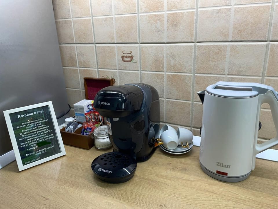 Coffee/tea facilities, Kitchen or kitchenette, toaster