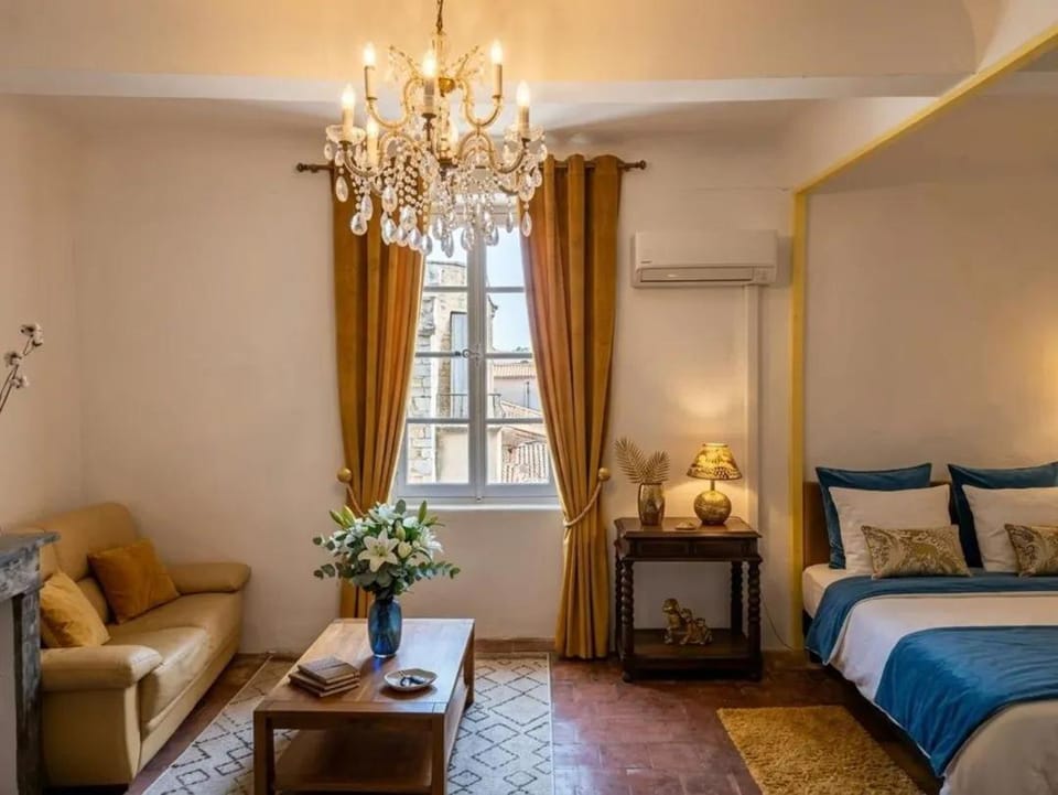 Les 2 Drôles d'Oiseaux Bed and Breakfast in Occitanie
