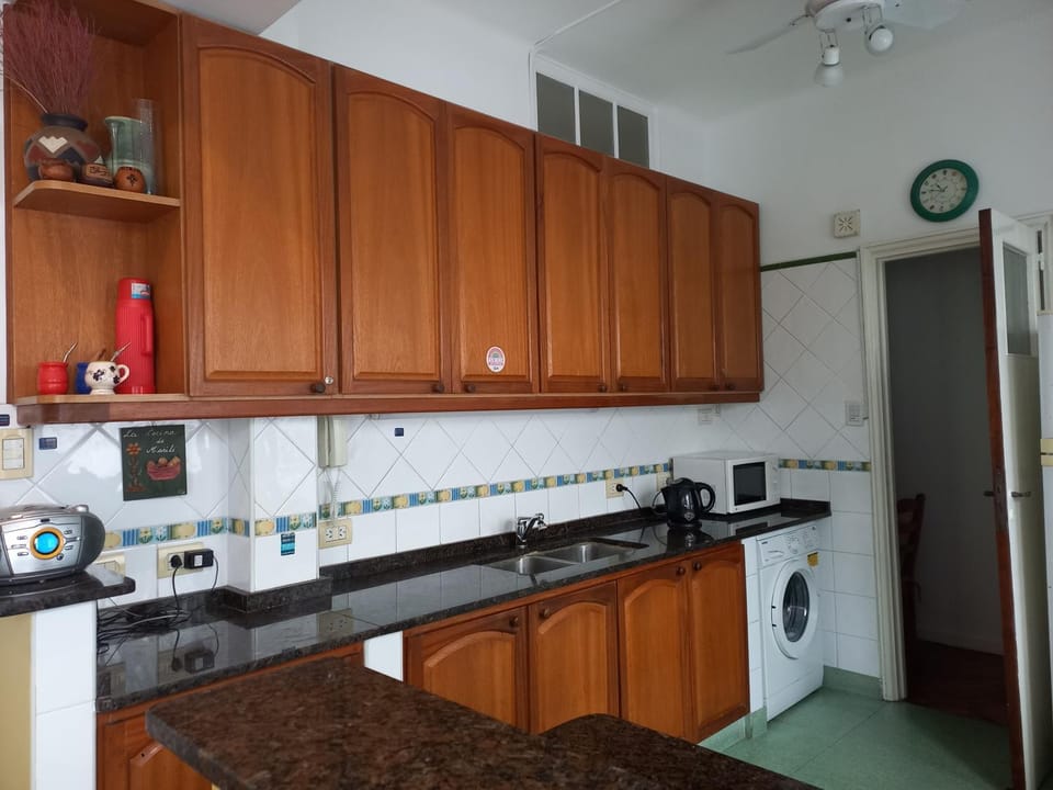 Kitchen or kitchenette, minibar, pet friendly, stove, toaster, washing machine