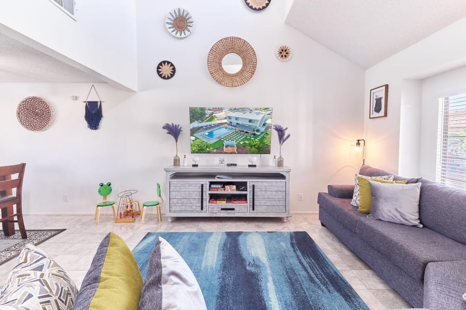 TV and multimedia, Living room