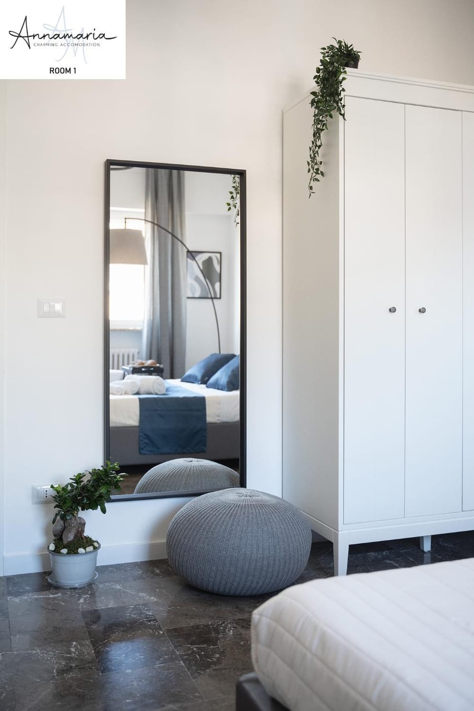 Bedroom, wardrobe