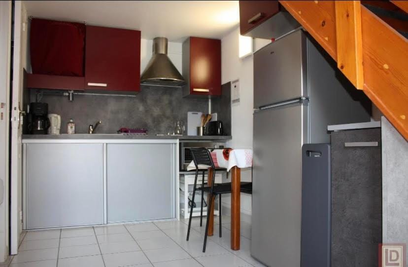 Kitchen or kitchenette, Dining area, dishwasher, minibar, pet friendly, stove