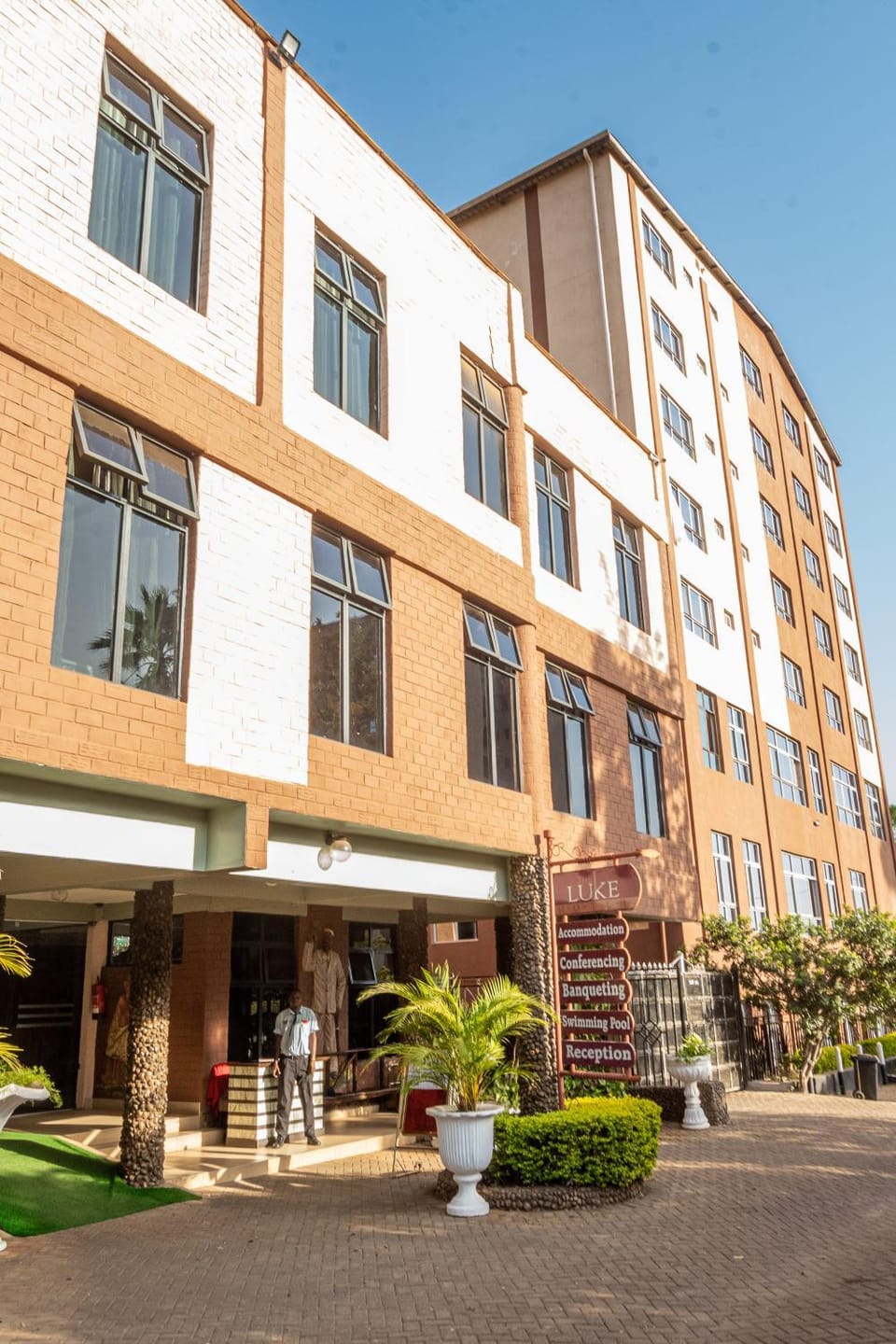 Property building, Day, Street view, Location