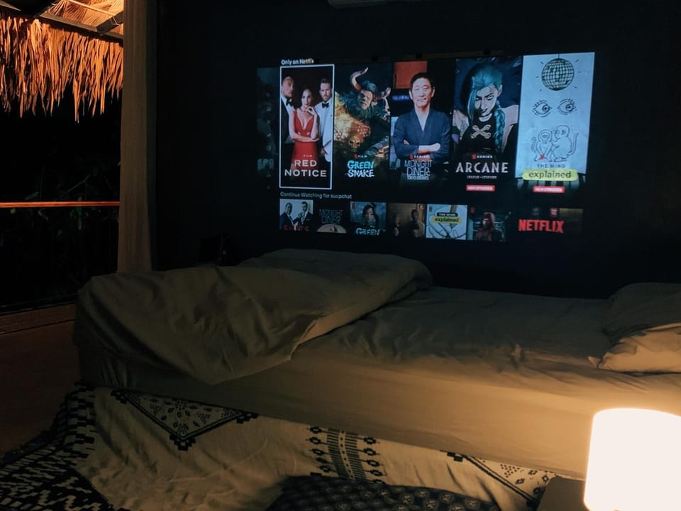Night, TV and multimedia, Evening entertainment, Bedroom