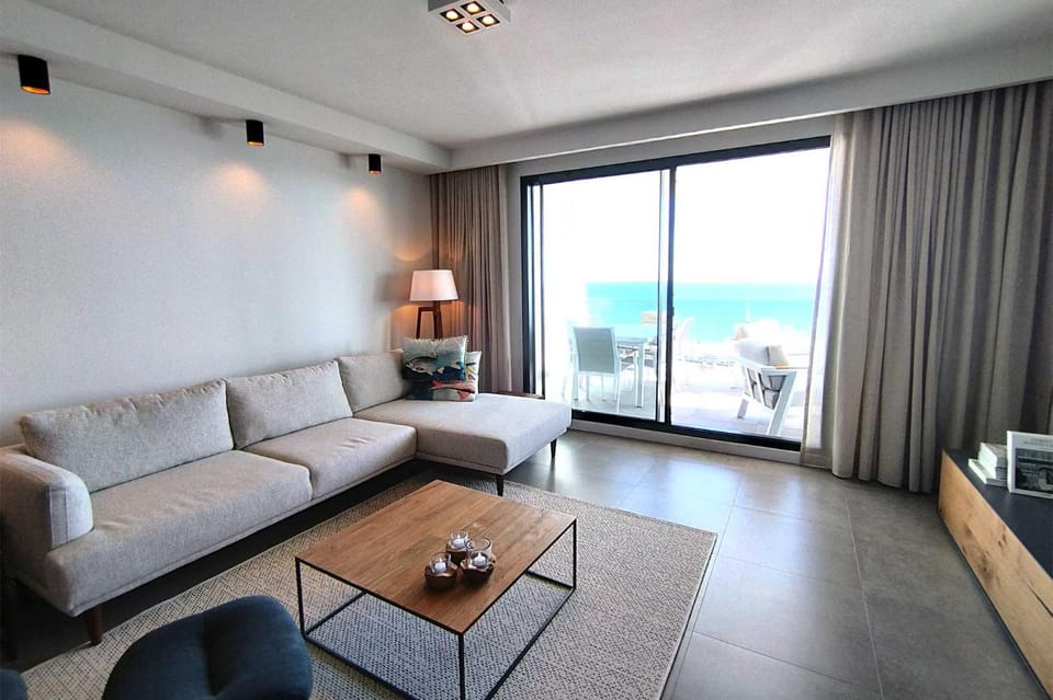 Seating area, Sea view