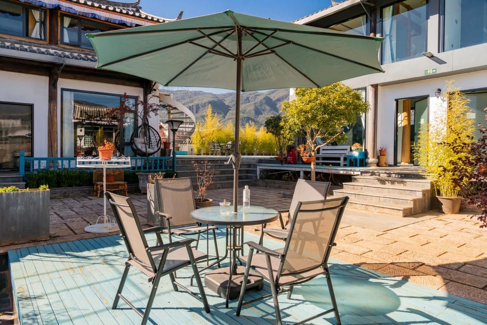 Garden, Seating area