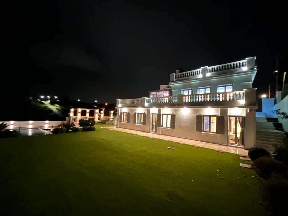 Night, Garden