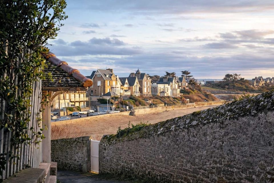 Natural landscape, City view, Landmark view
