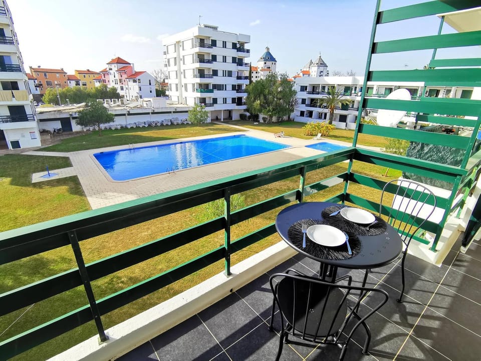 Balcony/Terrace, Pool view, Swimming pool