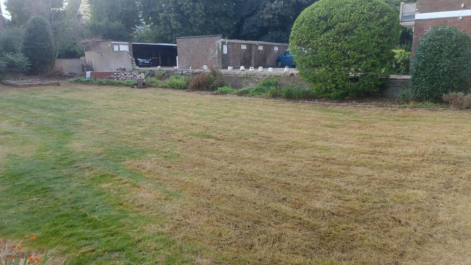 22 Stunning Large Loft - Great Location - Free Onsite Parking - Garden View- Quiet Apartment in Hove