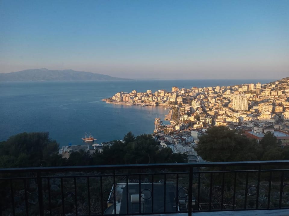 Honeymoon Apartment Apartment in Sarandë