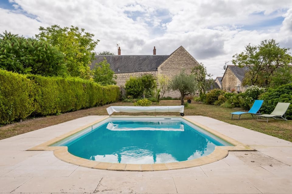 Swimming pool, Swimming pool