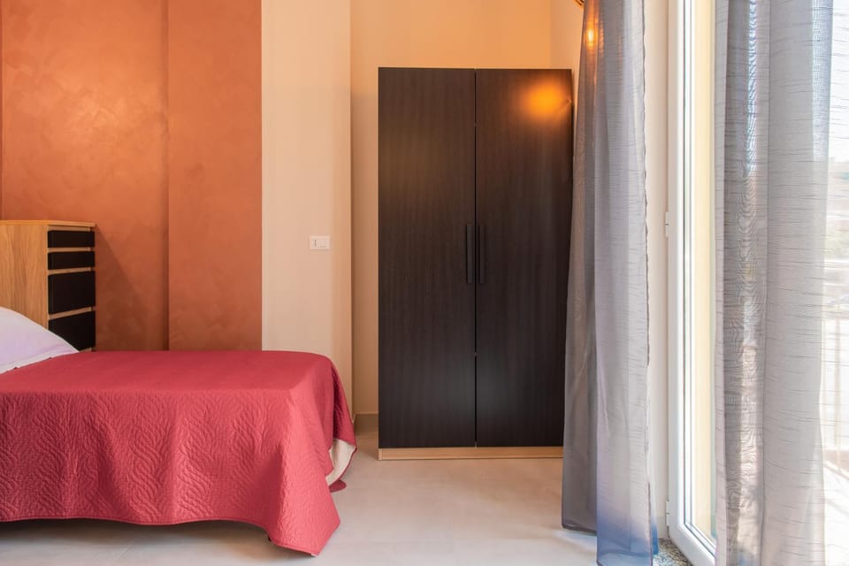 Living room, Bedroom