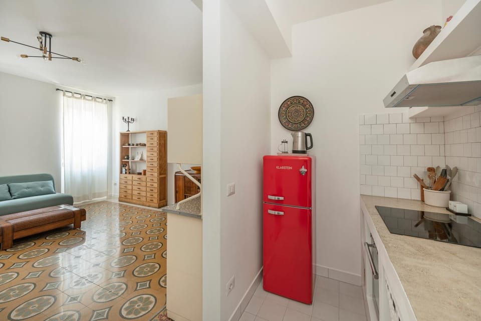 Kitchen or kitchenette, Living room, Photo of the whole room