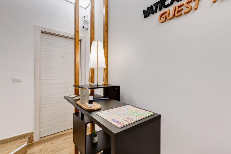 VATICANDREAM GUEST HOUSE Bed and Breakfast in Rome