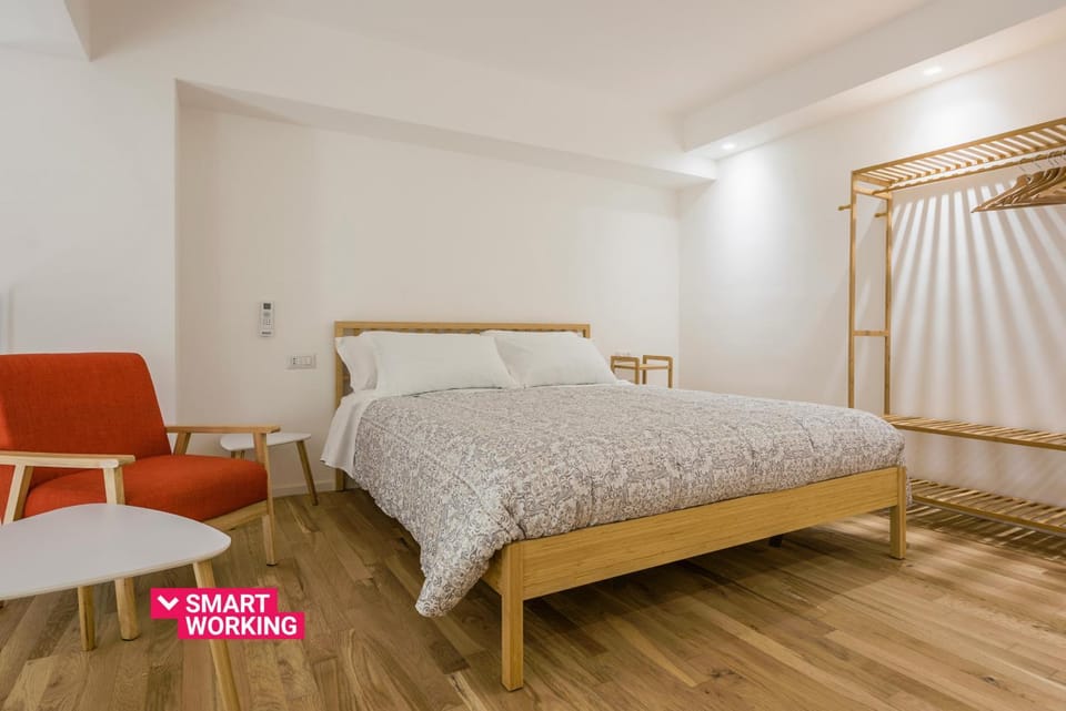 Bed, Bedroom