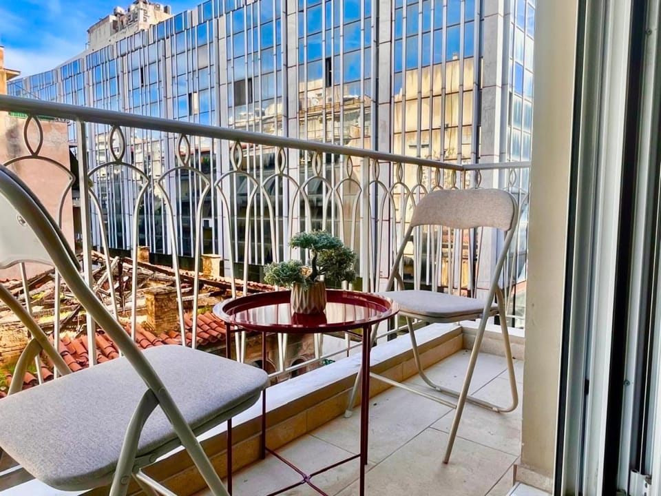 Stylish Apartment in Athens, Walk to Acropolis Apartment in Athens