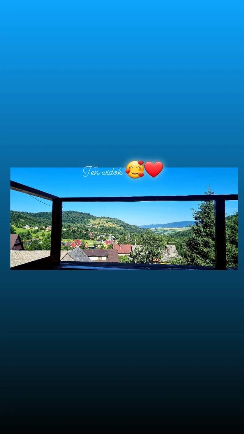 Balcony/Terrace, Mountain view