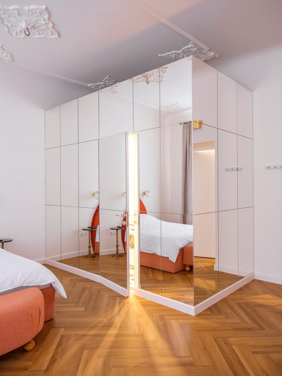 Bed, Bathroom, Photo of the whole room, Bedroom