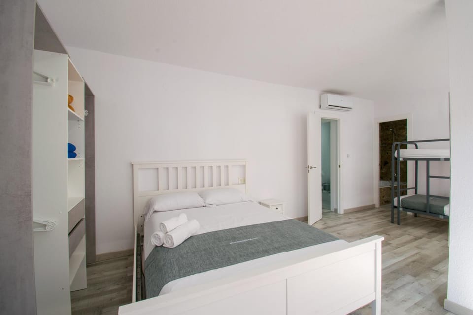 COVESA III Centro Levante Beach Apartment in Benidorm