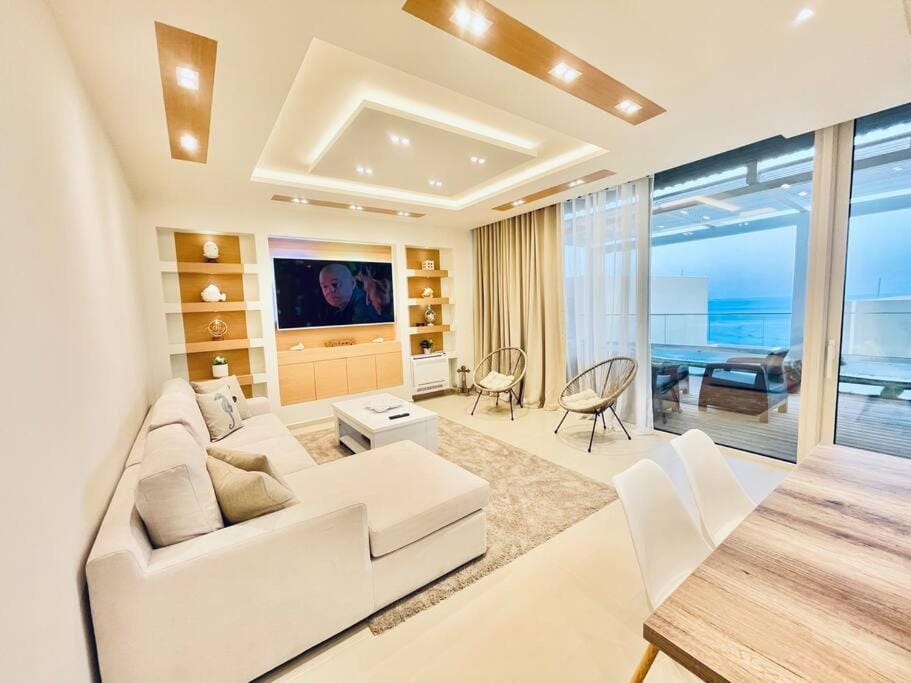 Communal lounge/ TV room, TV and multimedia, Living room, Photo of the whole room, Seating area, Evening entertainment