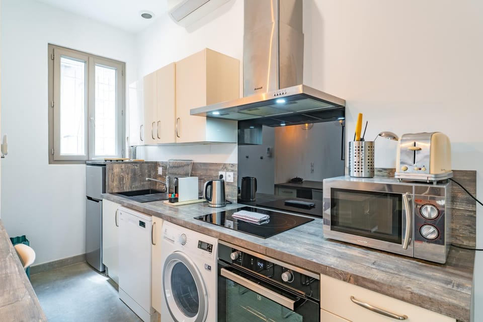 Magnifique Appartement avec climatisation en Hyper Centre de Bordeaux Apartment in Bordeaux