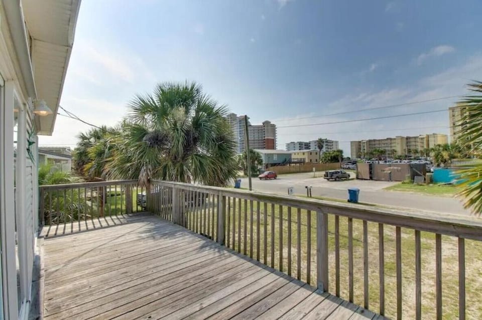 The Beach House on 1st Avenue House in Gulf Shores